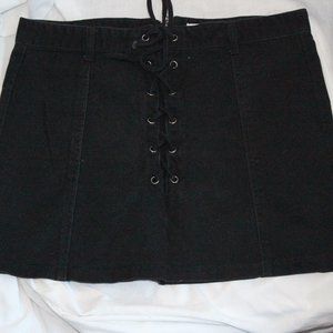 Black Denim Mini Skirt sz31